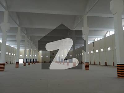 پورٹ قاسم بِن قاسم ٹاؤن,کراچی میں 5 کمروں کا 27 کنال گودام 40.0 لاکھ میں کرایہ پر دستیاب ہے۔