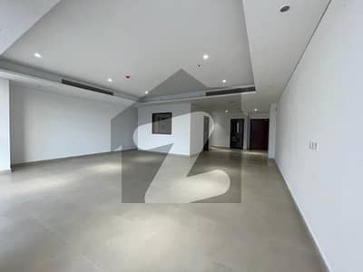 ONE CONSTITUTION 3 BED UN-FURNISHED APARTMENT AVAILABLE FOR RENT