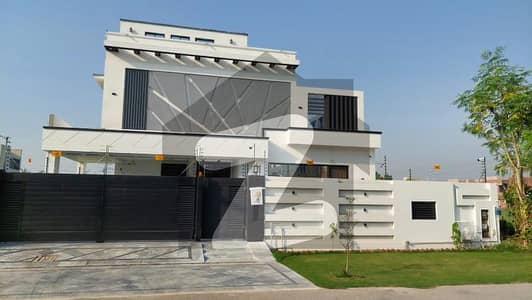 ONE KANAL UPPER PORTION AVAILABLE FOR RENT IN DHA PHASE 1