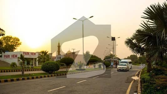 Prime Location 5 Marla Plot For Sale In Crystal Block Park View City Lahore