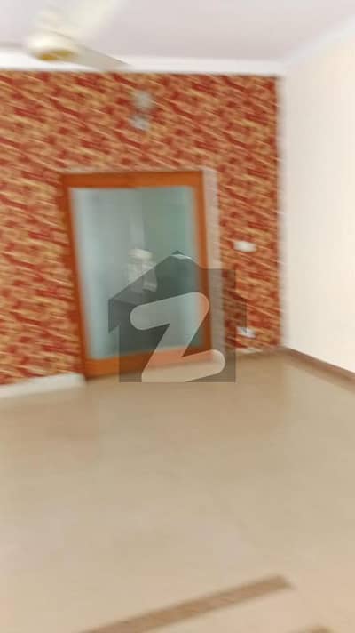 2 Kanal Beautiful House for Rent in Model Town