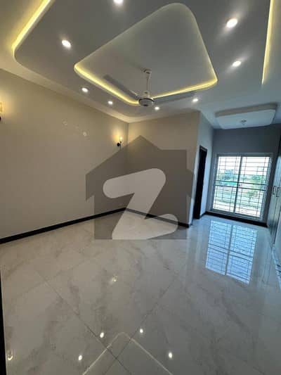 سینٹرل پارک ۔ بلاک اے سینٹرل پارک ہاؤسنگ سکیم,لاہور میں 2 کمروں کا 10 مرلہ زیریں پورشن 69.0 ہزار میں کرایہ پر دستیاب ہے۔