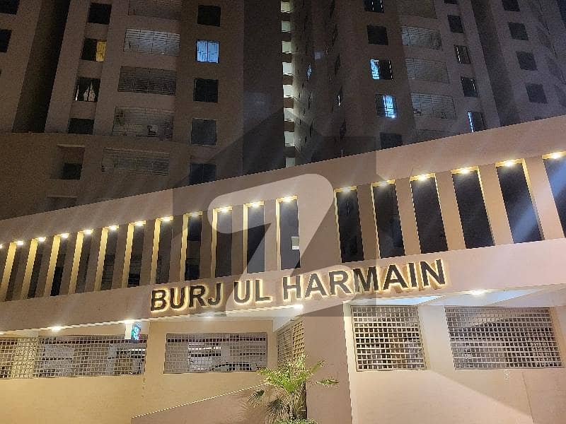 برج-ال-حرمین یونیورسٹی روڈ,کراچی میں 3 کمروں کا 8 مرلہ فلیٹ 63.0 ہزار میں کرایہ پر دستیاب ہے۔ برج-ال-حرمین یونیورسٹی روڈ,کراچی میں 3 کمروں کا 8 مرلہ فلیٹ 63.0 ہزار میں کرایہ پر دستیاب ہے۔