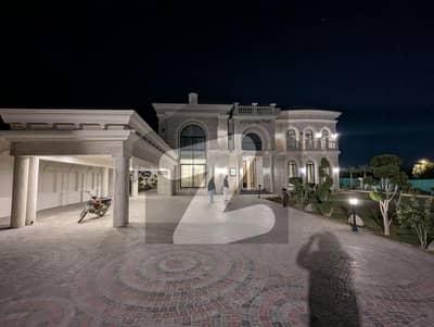 Luxury 5.5 Kanal Corner Fully Furnished Farmhouse For Sale in Gulberg Greens Block E Luxury 5.5 Kanal Corner Fully Furnished Farmhouse For Sale in Gulberg Greens Block E