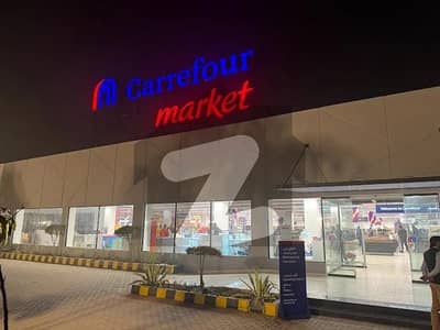 ڈی ایچ اے فیز 7 - بلاک ایس فیز 7,ڈیفنس (ڈی ایچ اے),لاہور میں 2 کنال رہائشی پلاٹ 10.5 کروڑ میں برائے فروخت۔