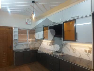 Media Town Full House For Rent