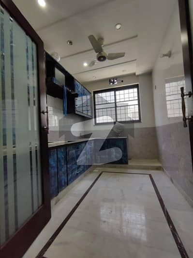 لیک سٹی ۔ سیکٹرایم ۔ 7 لیک سٹی,رائیونڈ روڈ,لاہور میں 3 کمروں کا 12 مرلہ زیریں پورشن 1.1 لاکھ میں کرایہ پر دستیاب ہے۔