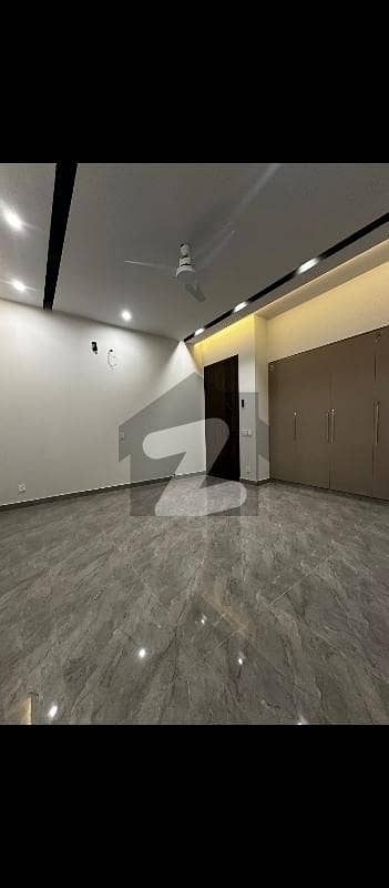 1 BED KANAL UPPER PORTION FOR RENT NEAR DHA PHASE 7 R BLOCK
