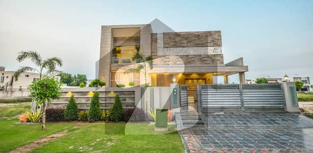 1 KANAL MODERN DESIGNER HOUSE FOR SALE