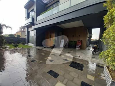 ڈی ایچ اے فیز 6 ڈیفنس (ڈی ایچ اے),لاہور میں 5 کمروں کا 1 کنال مکان 14.14 کروڑ میں برائے فروخت۔