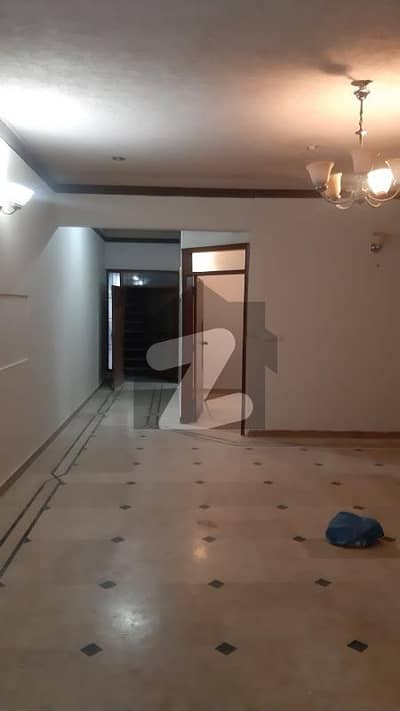 250 Square Yards Lower Portion In North Nazimabad - Block B