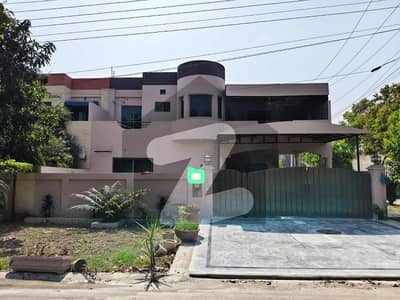 12 Marla House For Rent In Askari X Lahore