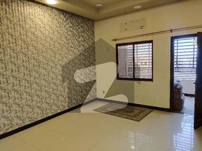 1800+ Sqft Spacious Flat At Kaneez Fatima