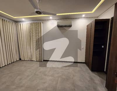 Brand New Luxury 8 Bedroom House With Swimming Pool