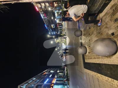 ڈیفینس رایا ڈی ایچ اے ڈیفینس,لاہور میں 8 مرلہ عمارت 40.0 کروڑ میں برائے فروخت۔