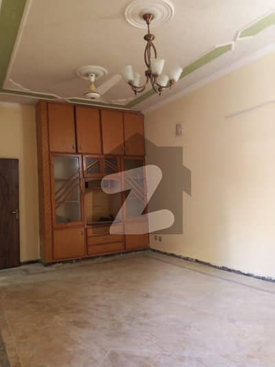 1 Kanal Ground Portion for Rent 1 Kanal Ground Portion for Rent