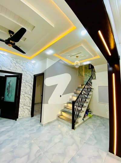 سٹی ہاؤسنگ سوسائٹی گوجرانوالہ میں 4 کمروں کا 5 مرلہ مکان 65.0 ہزار میں کرایہ پر دستیاب ہے۔