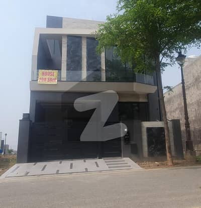 Most Wanted 5 Marla House in Valencia - Ultra Modern Brand New - Prime Location - For Sale