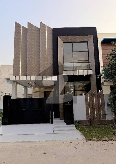 5MARLA ULTRA MODERN DESIGN TOP LOCATION HOUSE FOR SALE IN DHA RAHBER