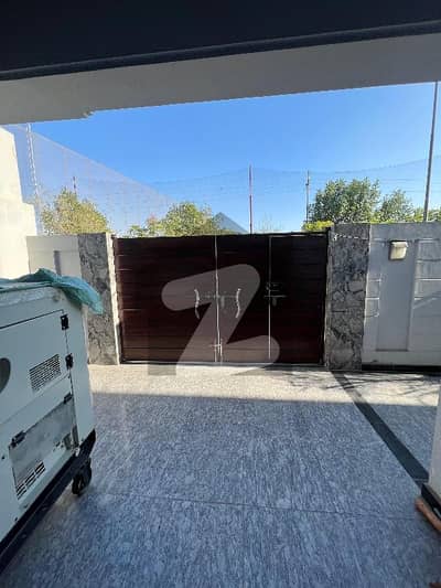 نیوی ہاؤسنگ سکیم کارساز - فیز 1 نیوی ہاؤسنگ سکیم کارساز,کراچی میں 1 کنال زیریں پورشن 5.0 لاکھ میں کرایہ پر دستیاب ہے۔