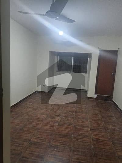 ڈی ایچ اے فیز 1 ڈی ایچ اے ڈیفینس,کراچی میں 4 کمروں کا 13 مرلہ فلیٹ 1.5 لاکھ میں کرایہ پر دستیاب ہے۔