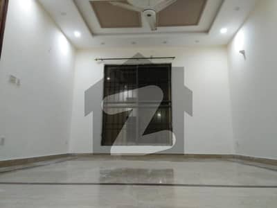 8 Marla Upper Portion Avaiable For Rent in Ahmed Yar