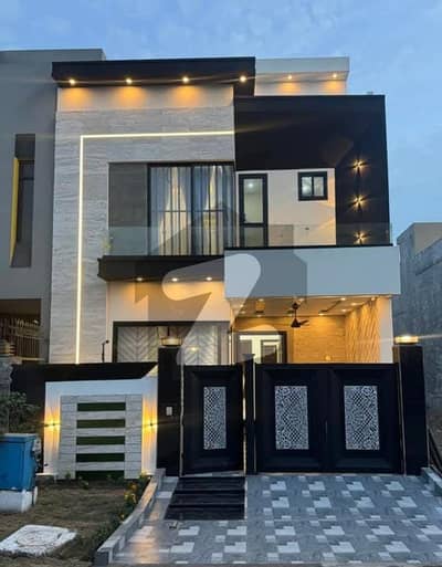 5 Marla modern House available at prime location in block EE Citi housing Gujranwala