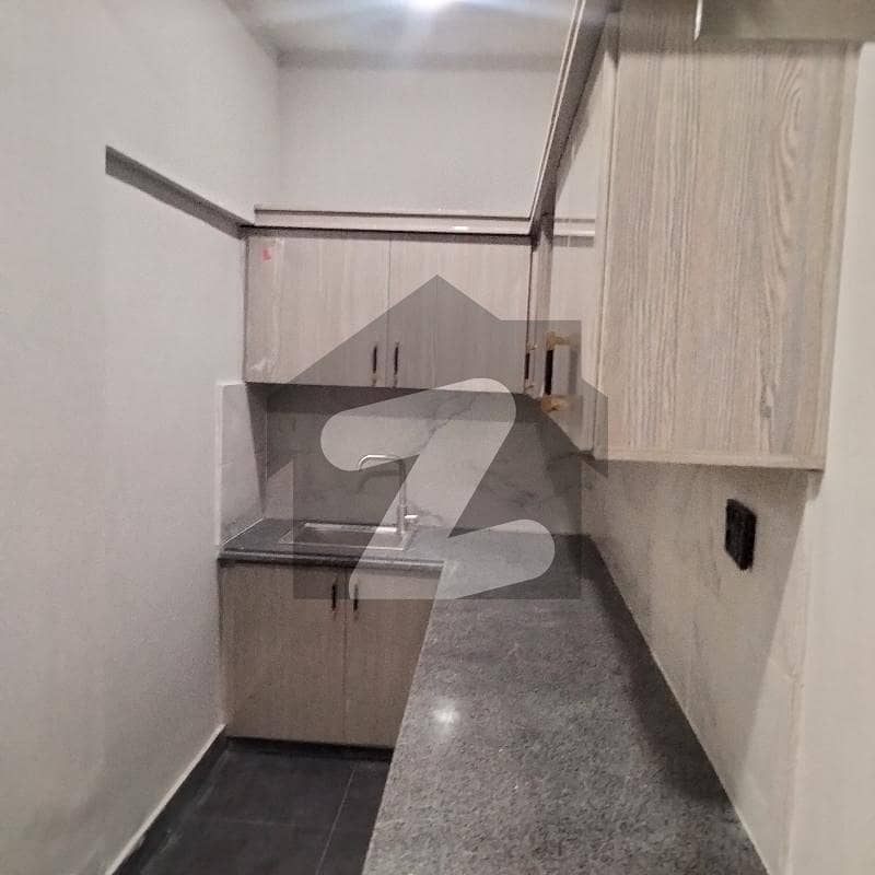 2 bed lounge for rent 2 bed lounge for rent