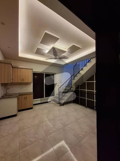 Beautiful Designer 5 Marla Brand New House For Sale Bahria ۔