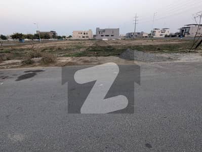 Hot Deal! 1 Kanal Plot for Sale in DHA Phase 7 Y Block Lahore | Prime Location