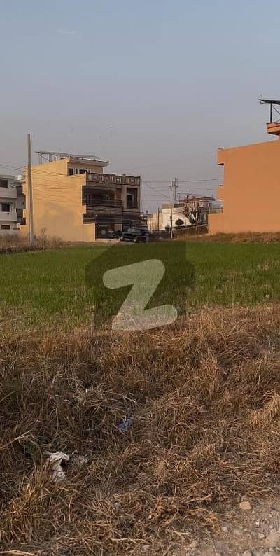 آئی ۔ 14/1 آئی ۔ 14,اسلام آباد میں 8 مرلہ رہائشی پلاٹ 1.75 کروڑ میں برائے فروخت۔