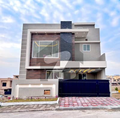 8 MARLA INVESTOR RATE HOUSE FOR SALE