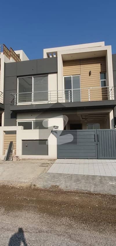 5 Marla House Available For Sale