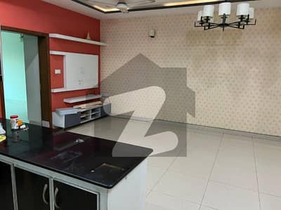 10 Marla Ground Portion Available For Rent