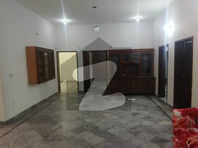 1 KANAL LOWER PORTION FOR RENT IN WAPDA TOWN PHASE 1