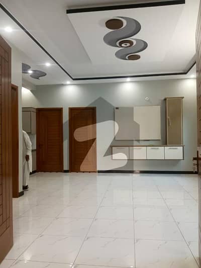 زینت آباد سکیم 33,کراچی میں 6 کمروں کا 10 مرلہ مکان 4.65 کروڑ میں برائے فروخت۔