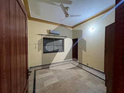G-13/1 25*40 Used House For Sale Park, Markaz, Masjid, Matro Station, And Water Filter