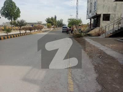 E-18 Health Enclave Islamabad LG Shop on 80 Feet Double Road