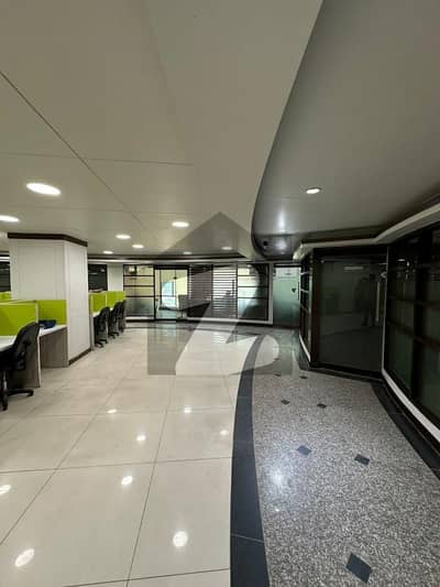 کلفٹن ۔ بلاک 5 کلفٹن,کراچی میں 10 کمروں کا 2 کنال مکان 15.8 لاکھ میں کرایہ پر دستیاب ہے۔