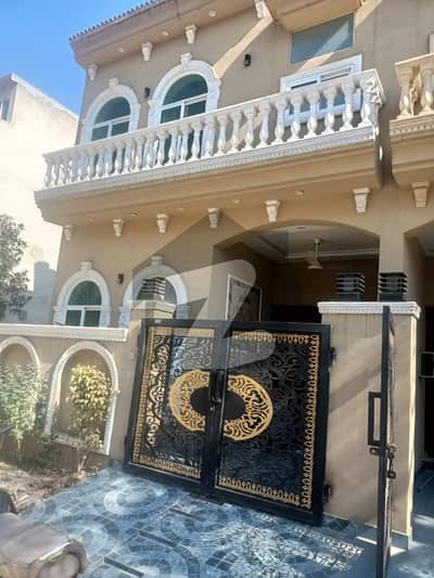 الکبیر ٹاؤن - فیز 2 الکبیر ٹاؤن,رائیونڈ روڈ,لاہور میں 4 کمروں کا 3 مرلہ مکان 55.0 ہزار میں کرایہ پر دستیاب ہے۔