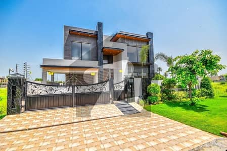 PHASE 7 1-KANAL BRAND NEW FULLY MAINTAINED BUNGALOW IS AVAILABLE FOR SALE.