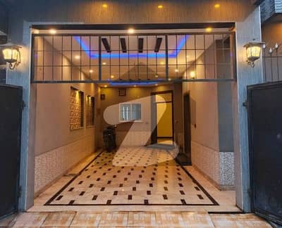 لاہورمیڈیکل ہاؤسنگ سکیم فیز 1 لاہور میڈیکل ہاؤسنگ سوسائٹی,لاہور میں 8 مرلہ مکان 2.95 کروڑ میں برائے فروخت۔