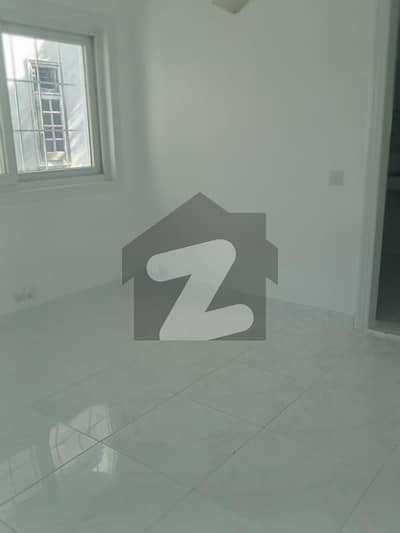 ڈی ایچ اے فیز 5 ڈی ایچ اے ڈیفینس,کراچی میں 5 کمروں کا 1 کنال مکان 4.75 لاکھ میں کرایہ پر دستیاب ہے۔