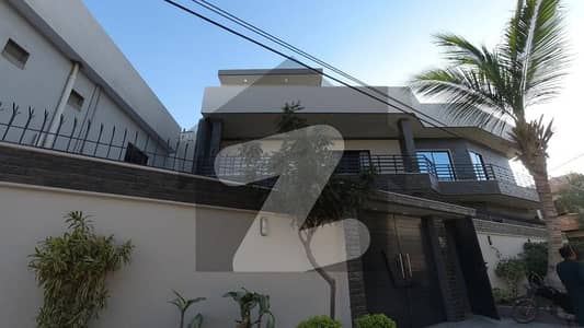 325 Square Yards House In Gulistan-e-Jauhar - Block 7 Best Option