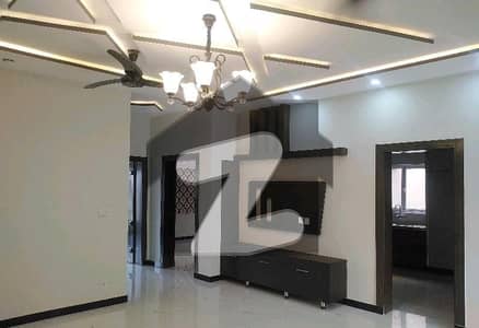 بحریہ ٹاؤن فیز 8 ۔ بلاک ایم بحریہ ٹاؤن فیز 8,بحریہ ٹاؤن راولپنڈی,راولپنڈی میں 5 مرلہ مکان 1.96 کروڑ میں برائے فروخت۔