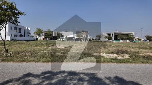1 KANAL PLOT FOR SALE Z2-BLOCK DHA