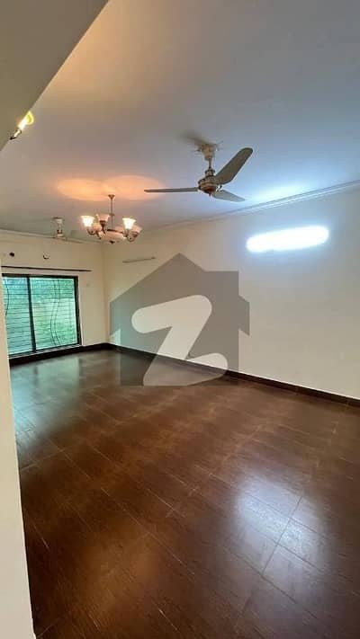 5 Bed House With 15 Kv Solar Available For Sale In Askari 11 Sec-B Lahore