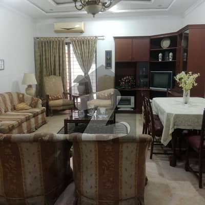 ڈی ایچ اے فیز 4 ڈیفنس (ڈی ایچ اے),لاہور میں 3 کمروں کا 1 کنال بالائی پورشن 1.25 لاکھ میں کرایہ پر دستیاب ہے۔