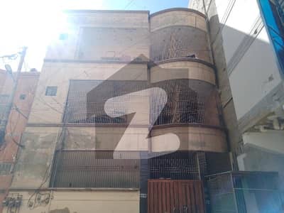 Spacious Prime Location 150 Square Yards Upper Portion Available For Sale In North Karachi - Sector 7D-2