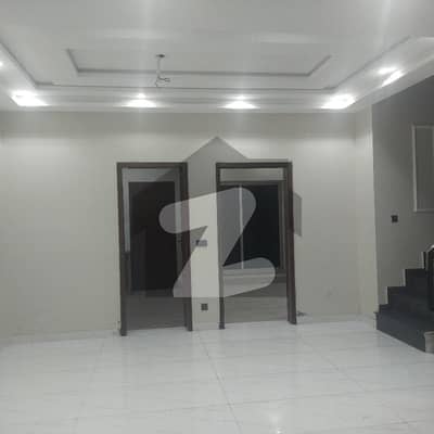 5 MARLA LOWER PORTION AVAILABLE FOR RENT